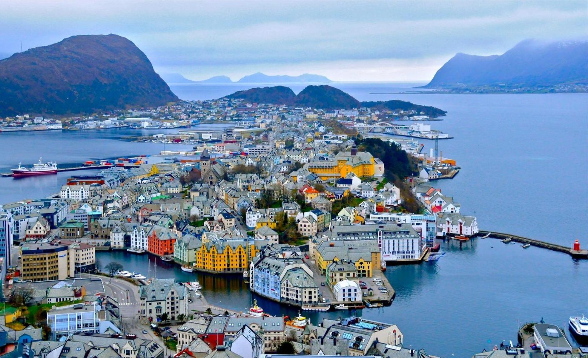 Sunny Apartment In Alesund City エクステリア 写真